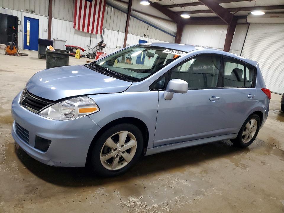 2011 Nissan Versa 1.8 s