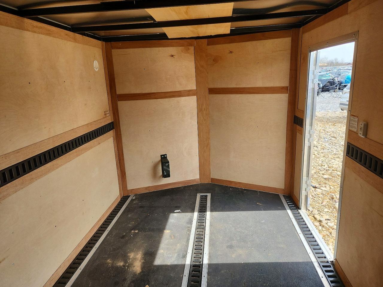 2015 Sure-Trac STW8412SA Enclosed Cargo Trailer