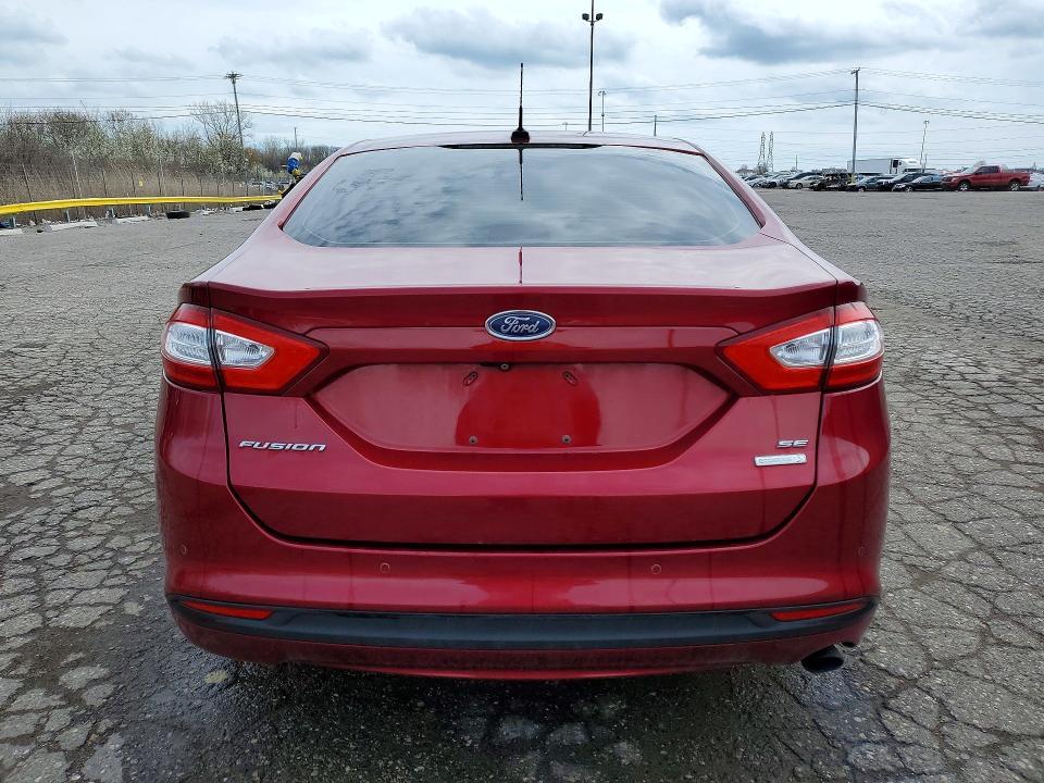 2016 Ford Fusion se