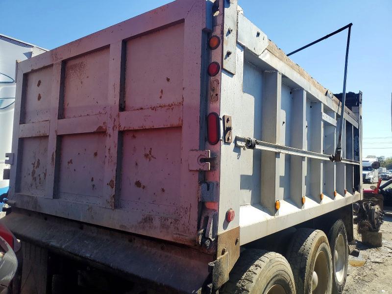 1998 Peterbilt 379