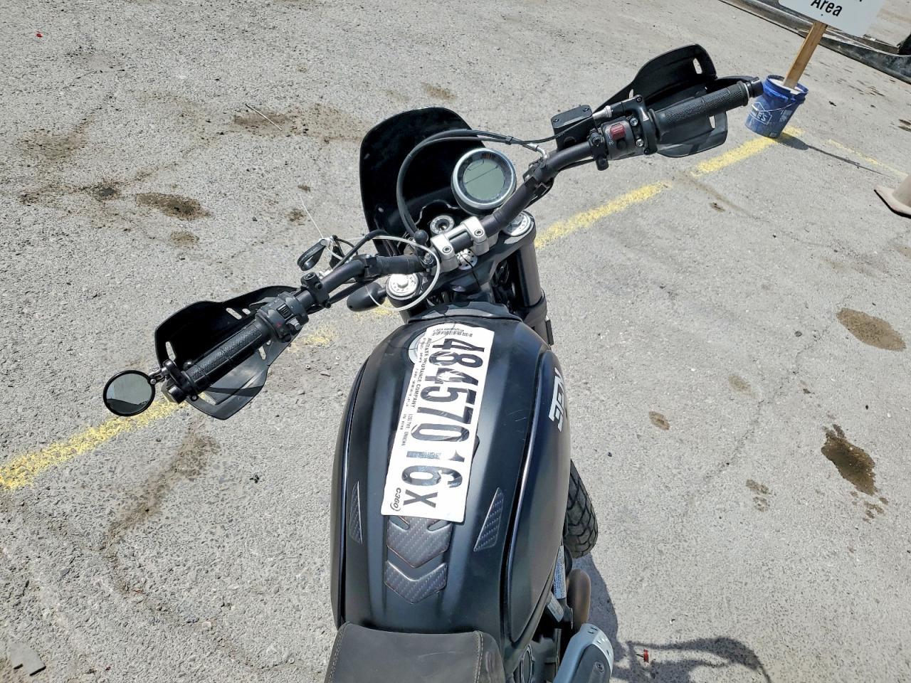 2016 Ducati Scrambler 800