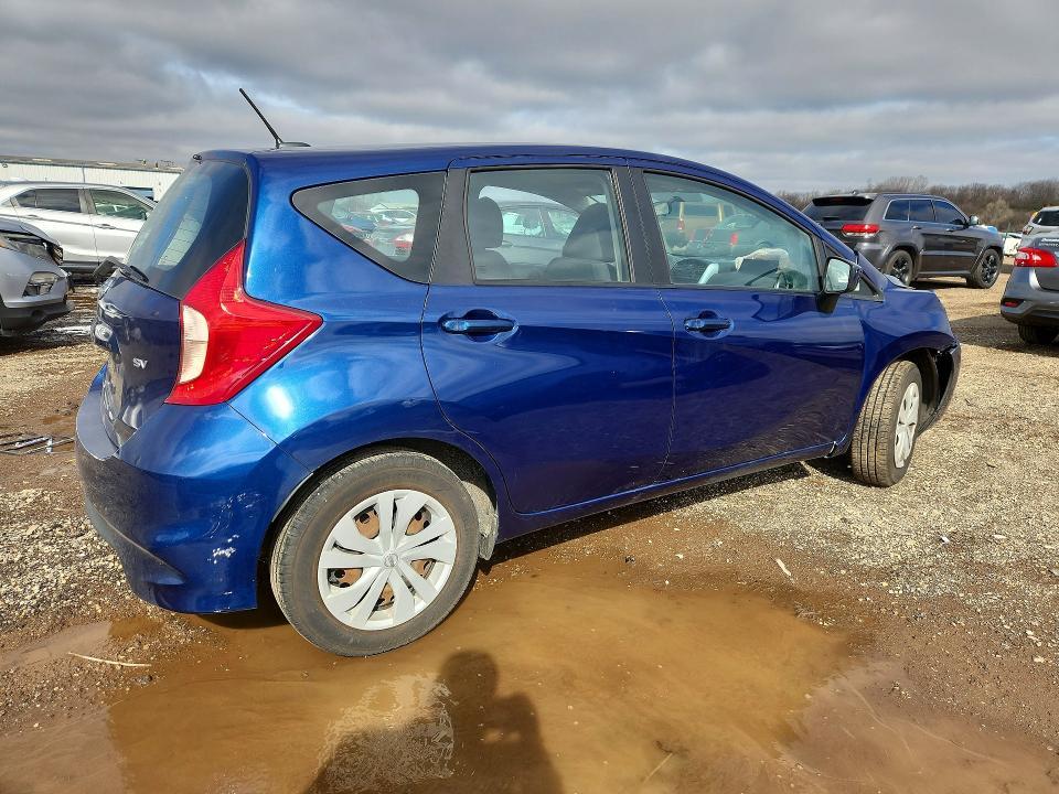 2017 Nissan Versa Note sv