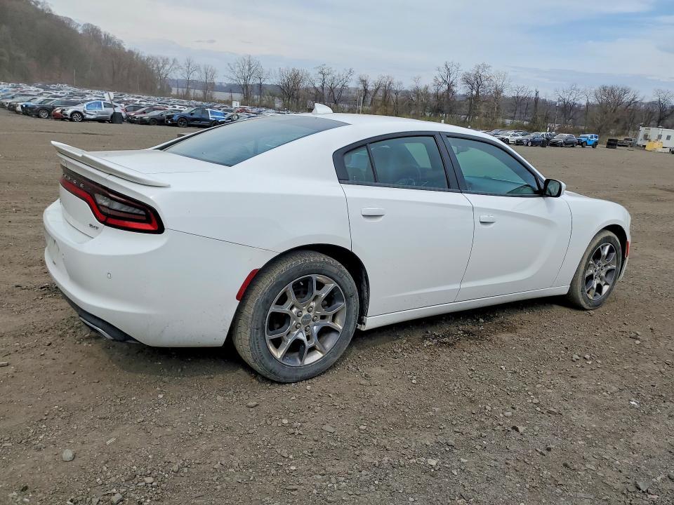 2015 Dodge Charger sxt