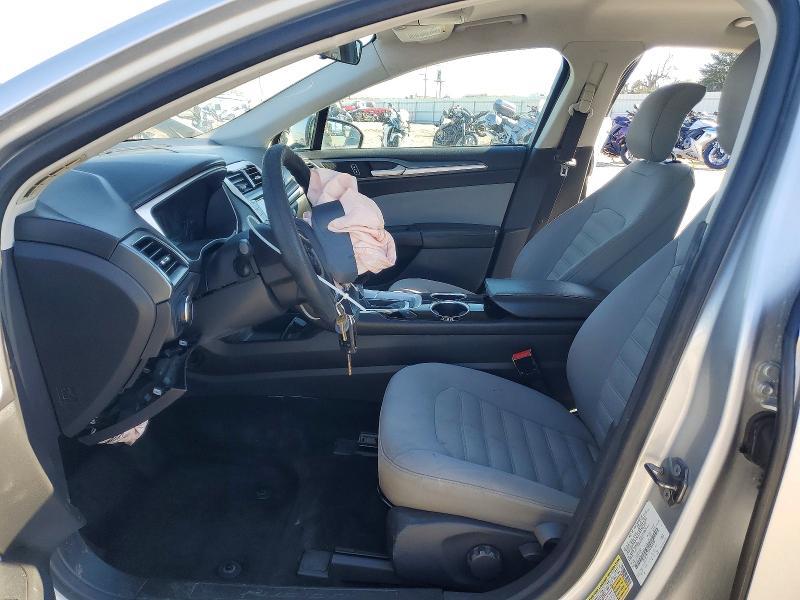 2013 Ford Fusion s
