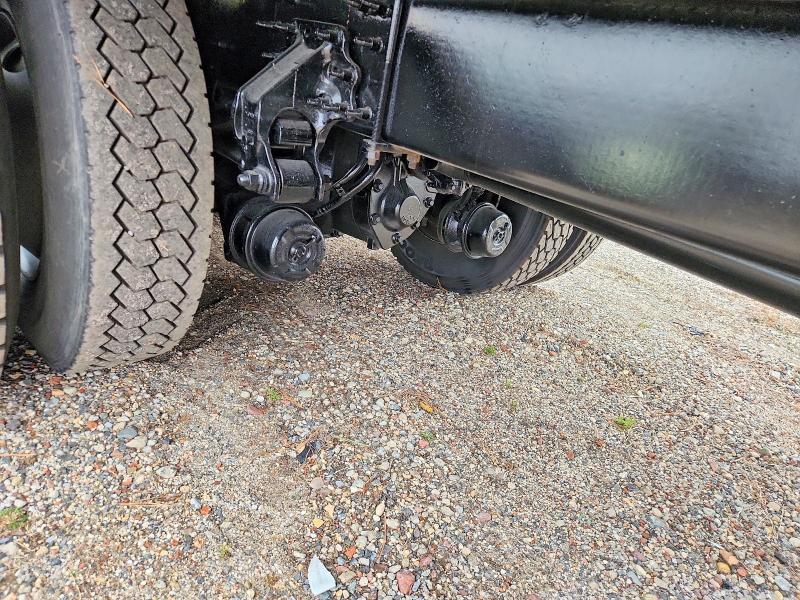 2016 Volv O VNM Refrigerated BOX Truck