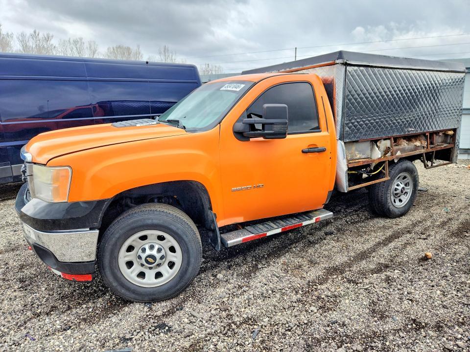 2011 GMC Sierra C2500 BOX Truck