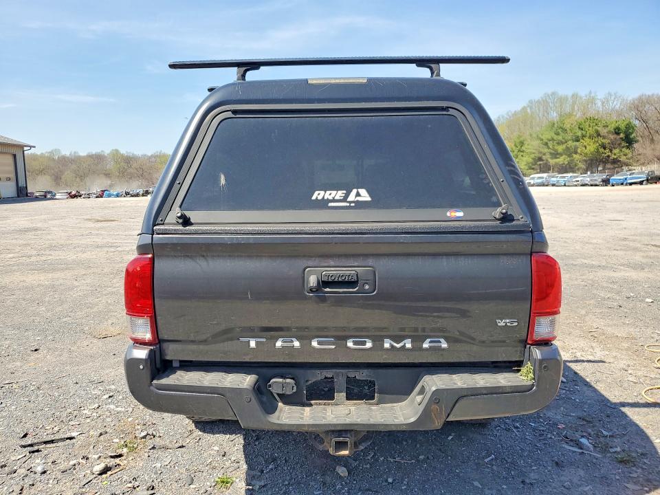 2017 Toyota Tacoma trd Off-road