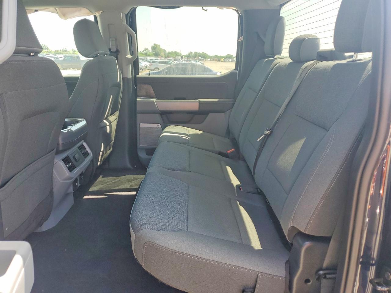 2024 Ford F150 Lightning XLT