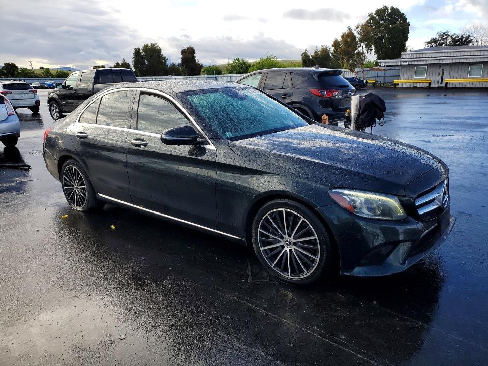 2019 Mercedes-Benz C300