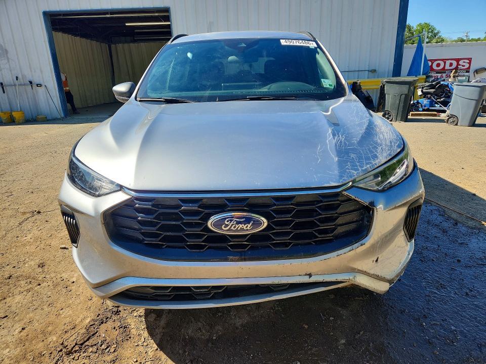 2023 Ford Escape st Line