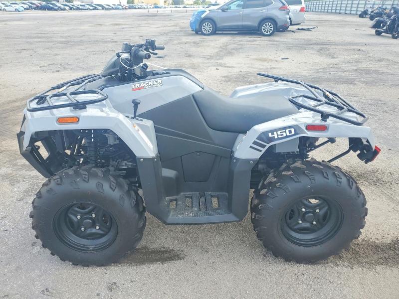 2024 Tracker 4X4-ATV