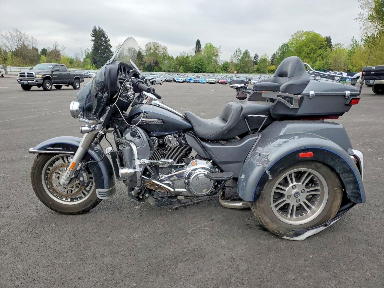 2021 Harley-Davidson Flhtcutg