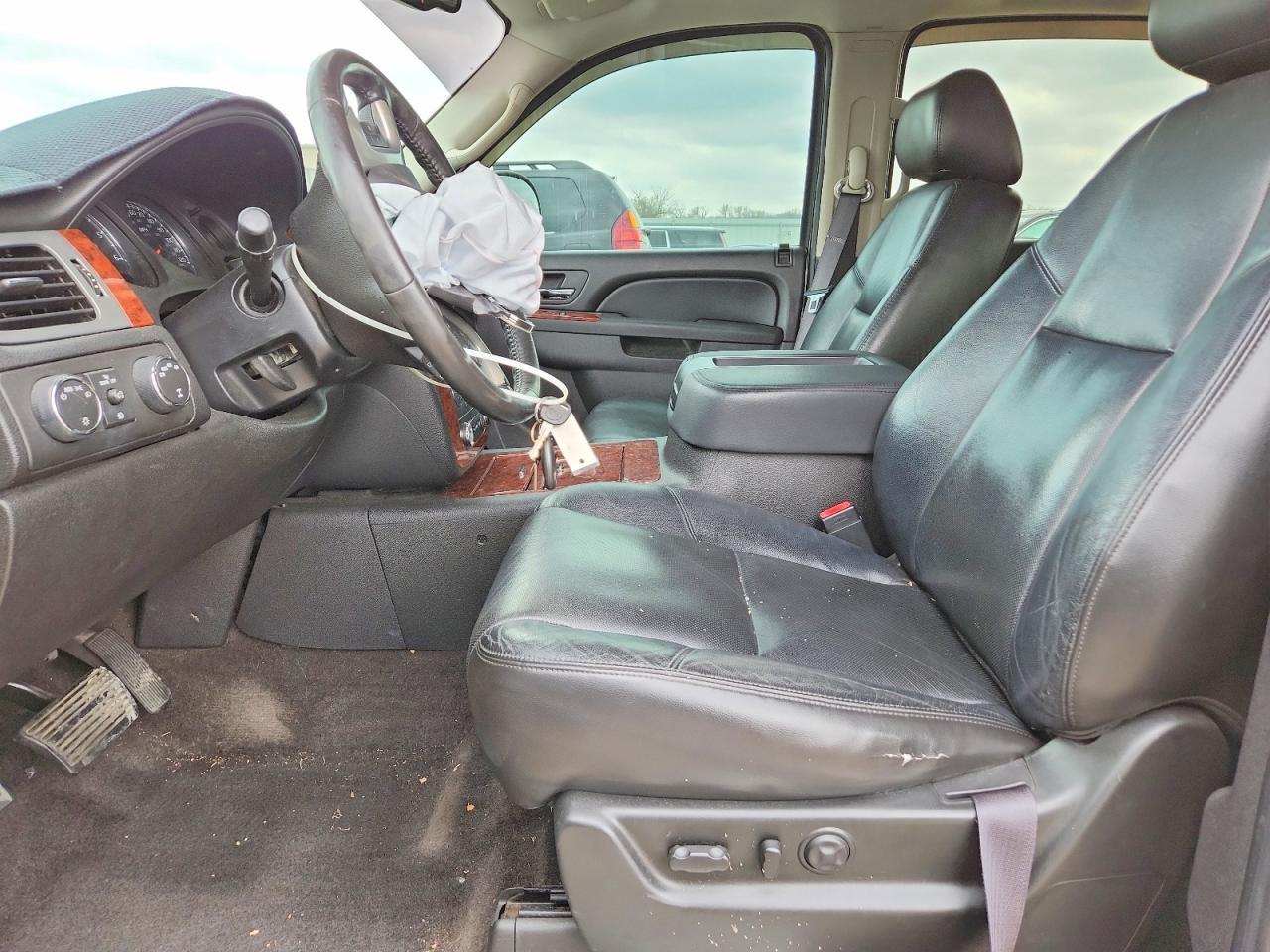 2011 Chevrolet Avalanche LTZ