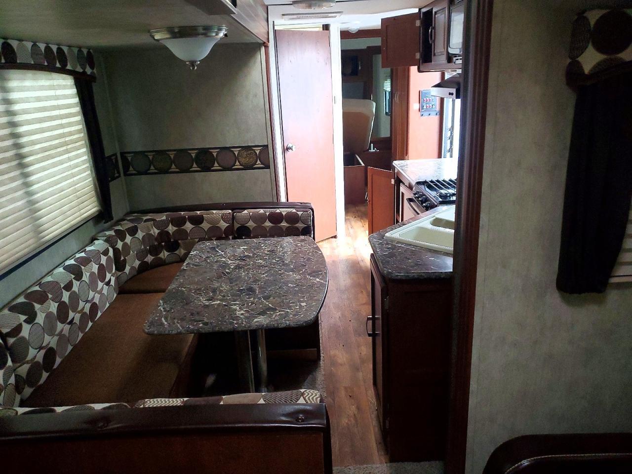 2015 Keystone Passport Camper