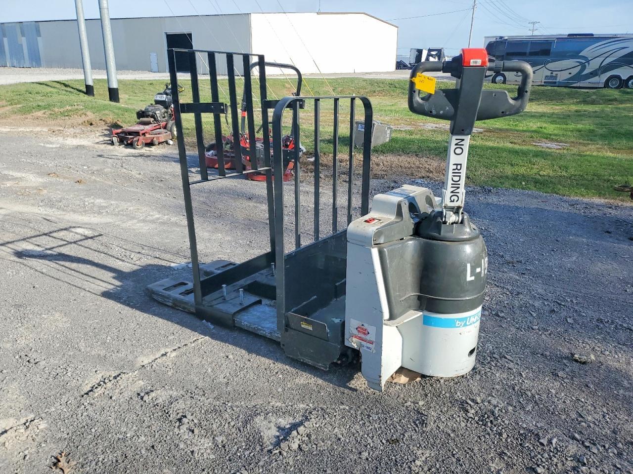 2019 Unicariers WPXT2W1G60BV Pallet Jack