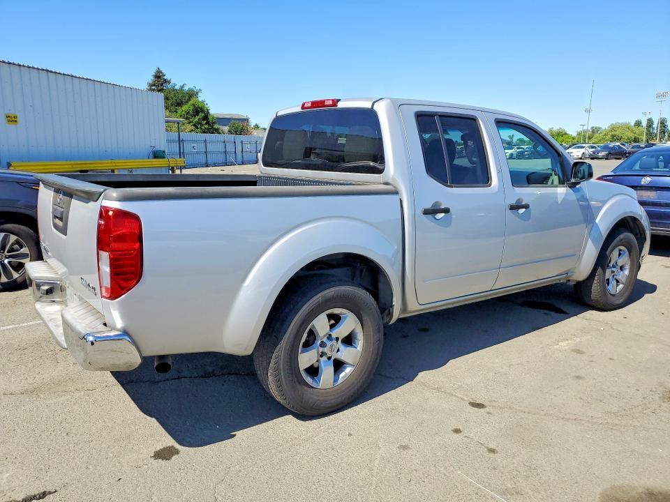 2013 Nissan Frontier s