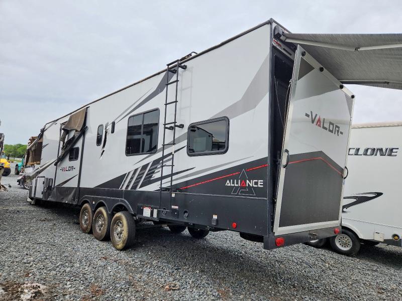 2022 Alliance Rv Valor Camper