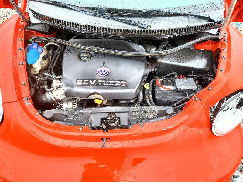 2004 Volkswagen New Beetle gls