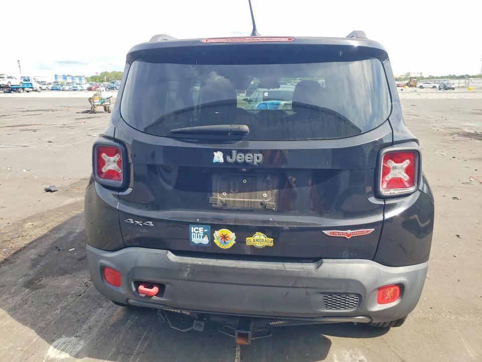 2015 Jeep Renegade Trailhawk