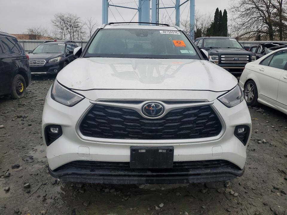 2023 Toyota Highlander Sport