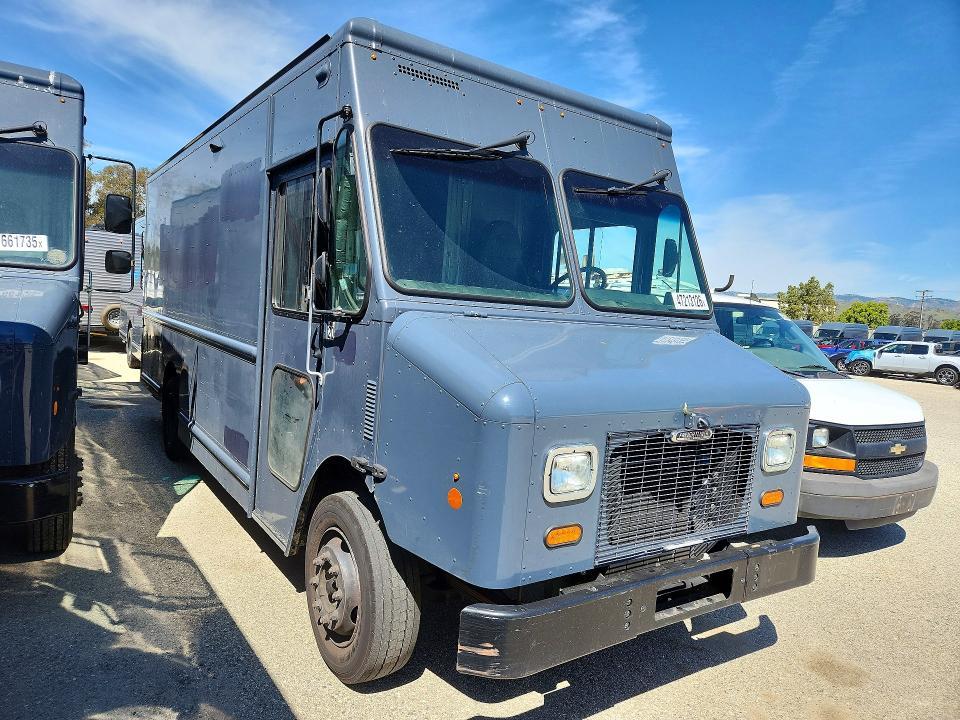 2021 Freightliner MT45G Chassis Delivery Truck