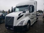 2019 Volv O VNL Semi Truck