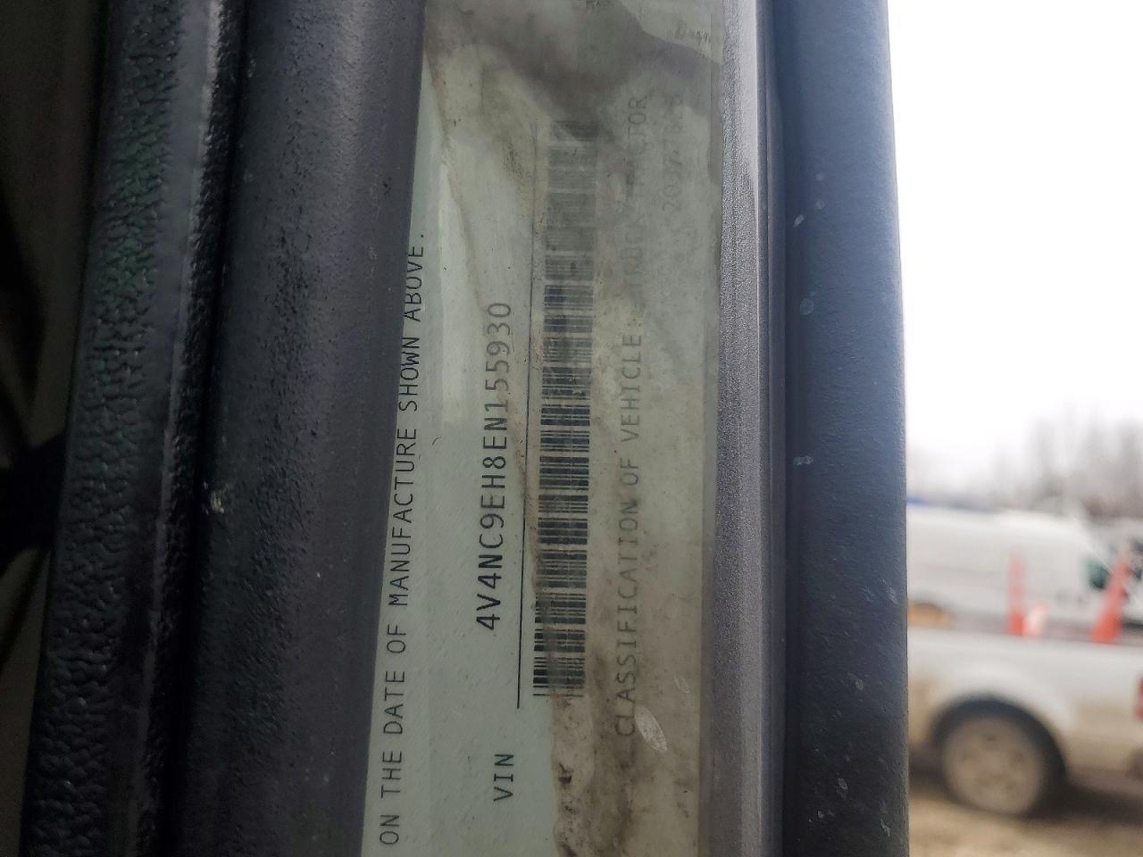 2014 Volvo VNL Semi Truck