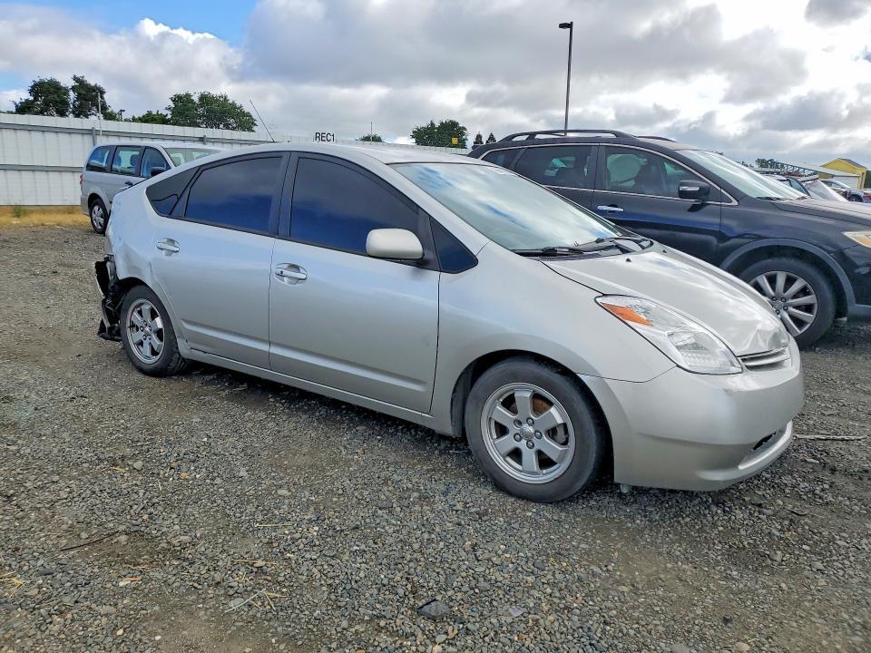2005 Toyota Prius Base
