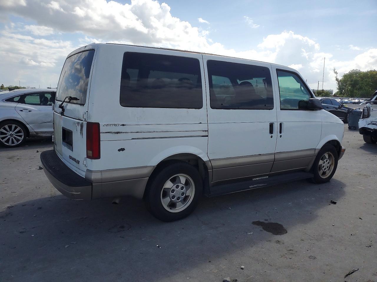2003 Chevrolet Astro