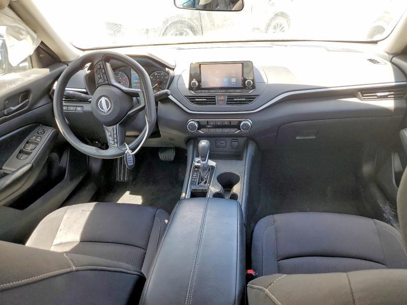 2024 Nissan Altima s