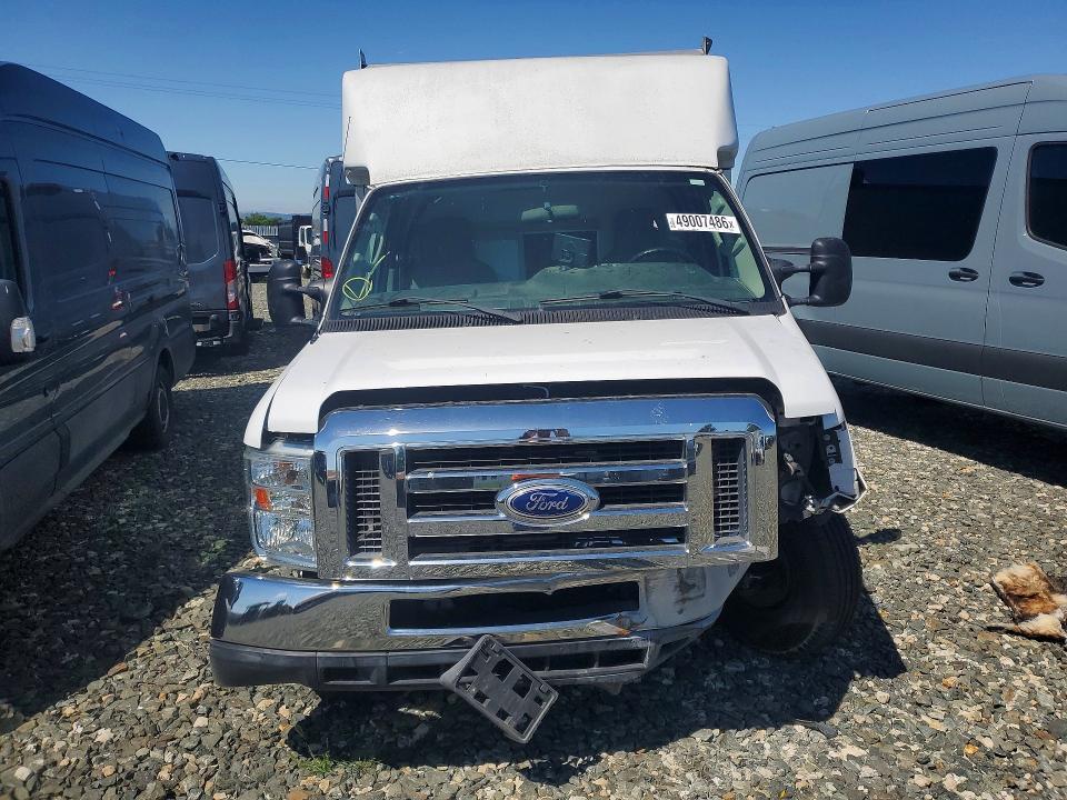 2014 Ford Econoline E350