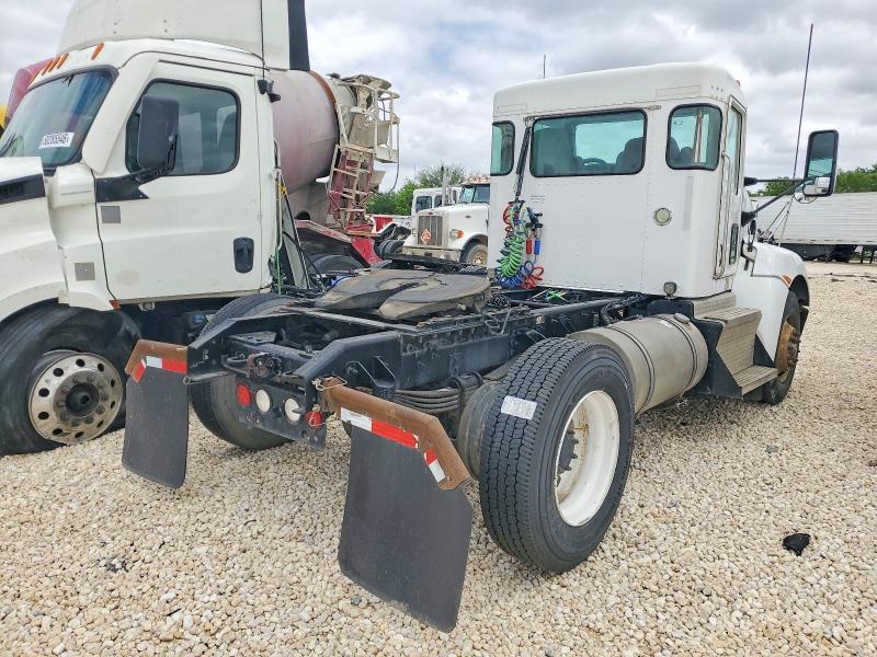 2015 Kenworth T370 Semi Truck