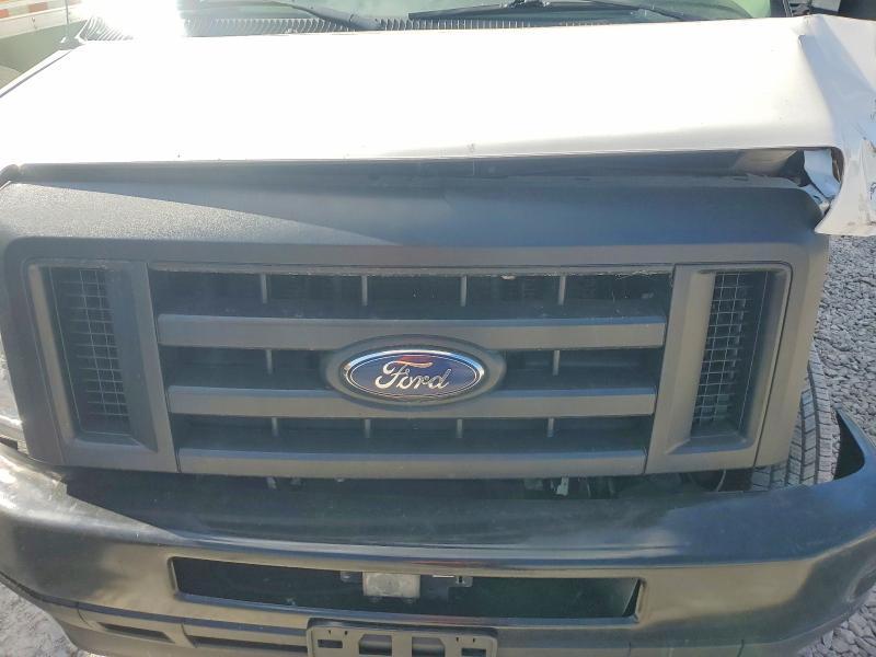 2022 Ford E350 BOX Truck