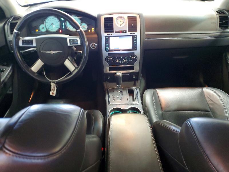 2010 Chrysler 300 Srt-8