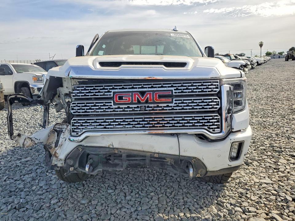 2020 GMC Sierra K2500 Denali