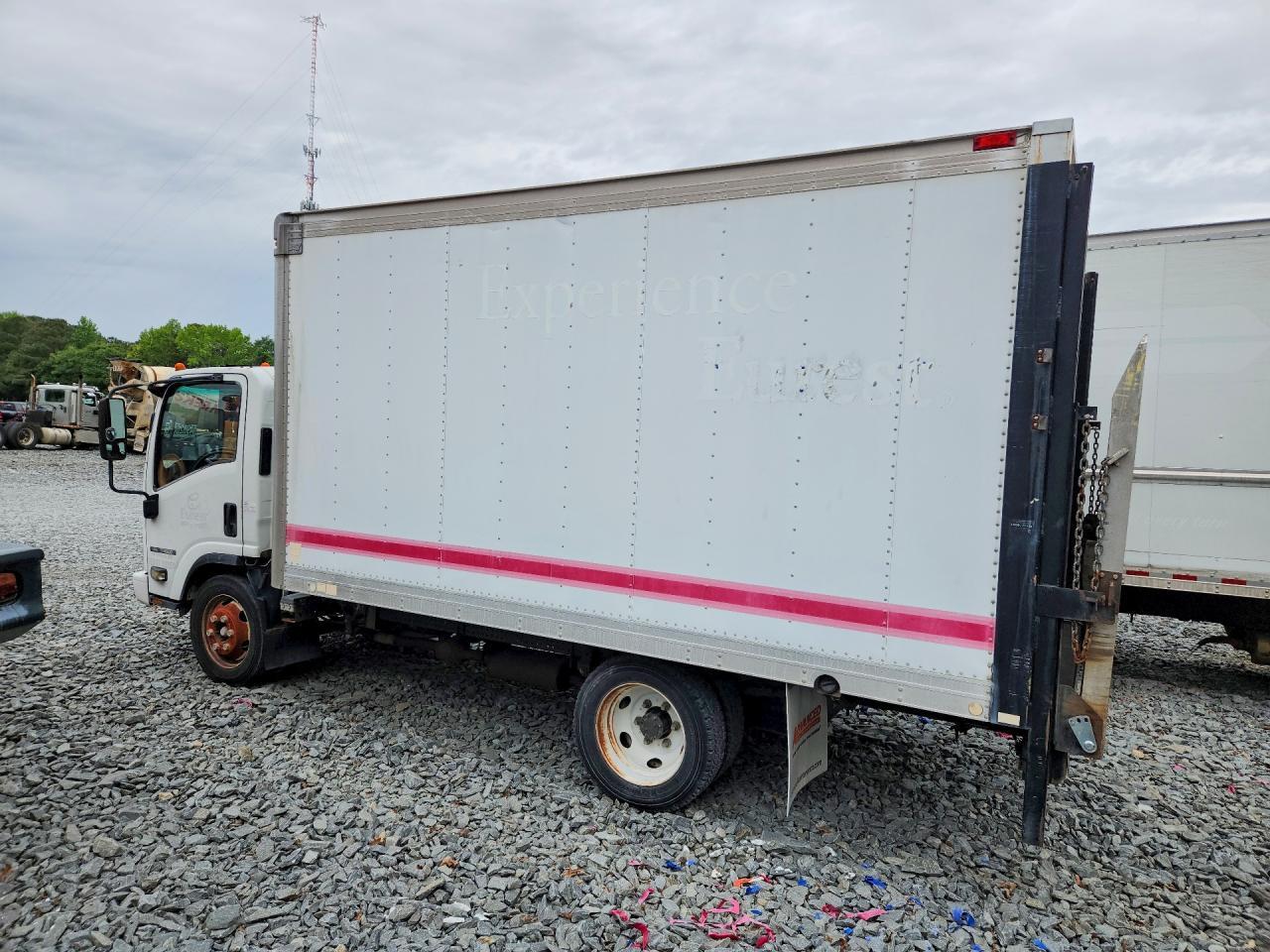 2008 GMC W4 BOX Truck