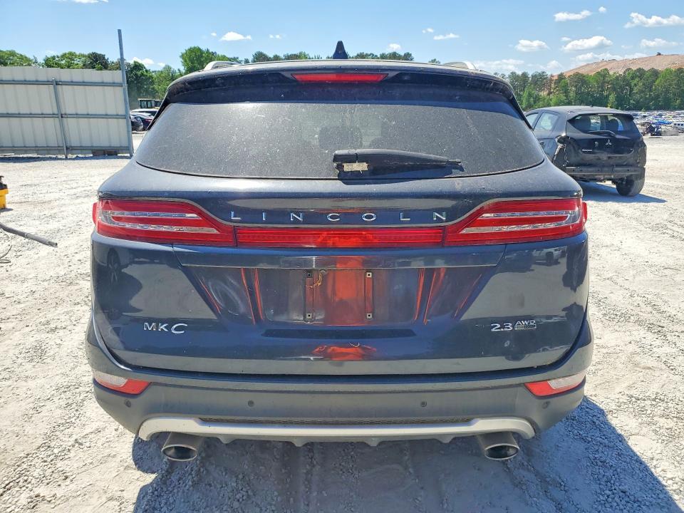 2015 Lincoln Townhouse MKC