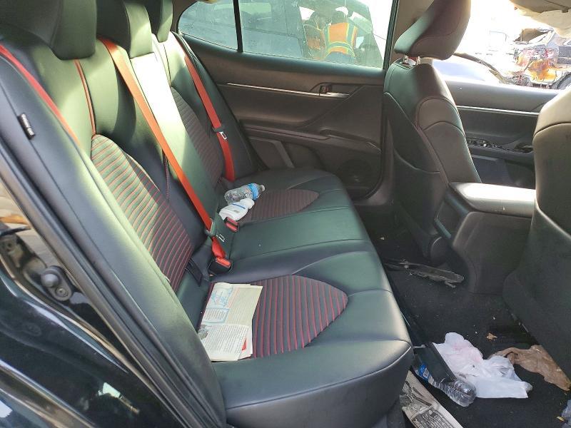 2021 Toyota Camry trd