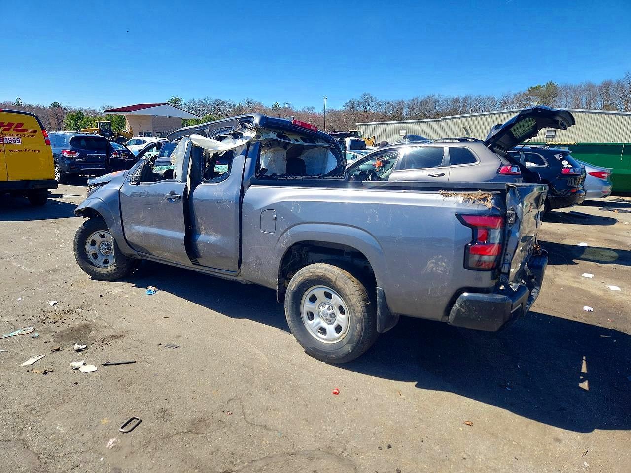 2022 Nissan Frontier S