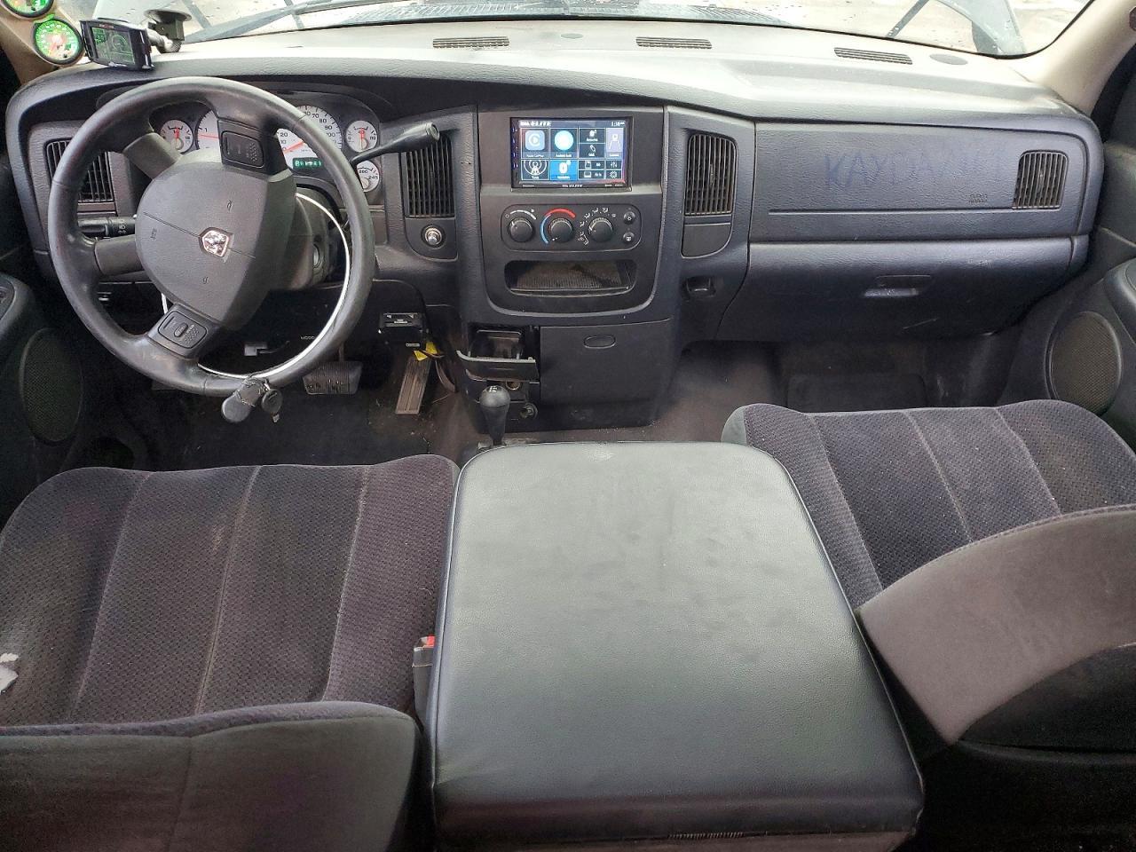 2005 Dodge RAM 2500 ST