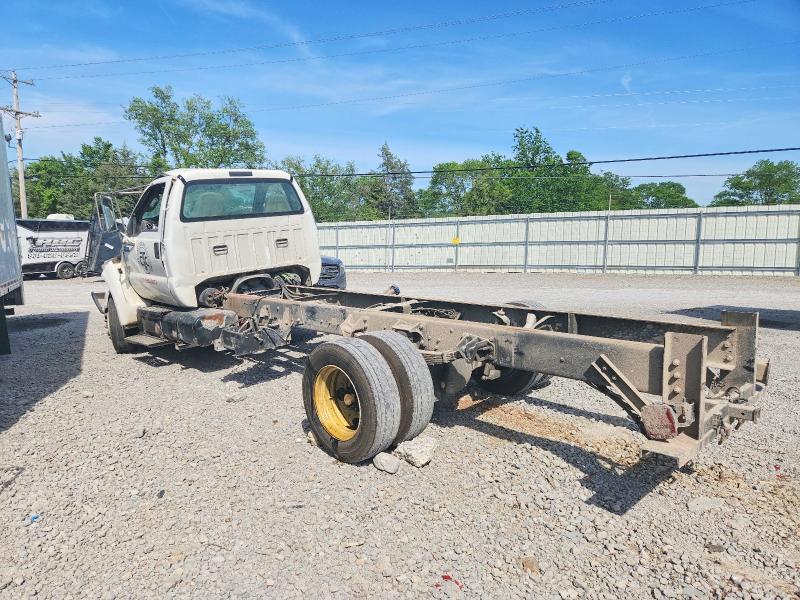 2015 Ford F650 Super Duty Truck Cab AND Chassis