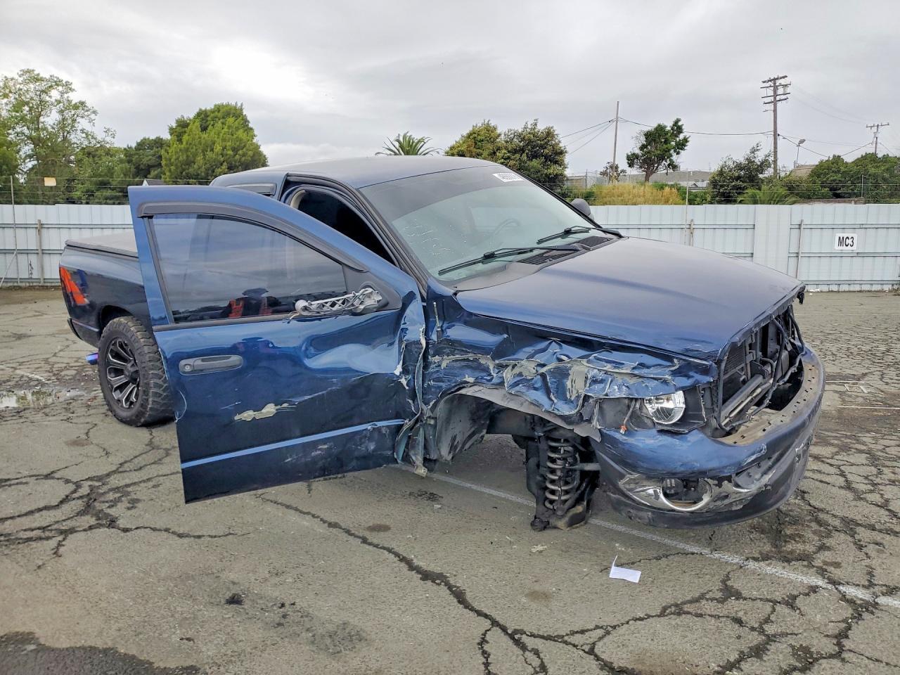 2004 Dodge RAM 1500 ST