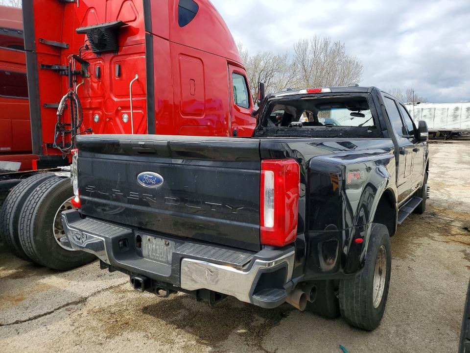 2023 Ford F350 Super Duty