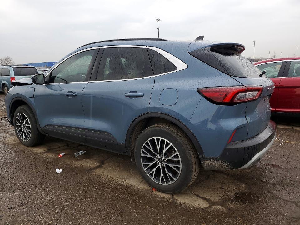 2025 Ford Escape