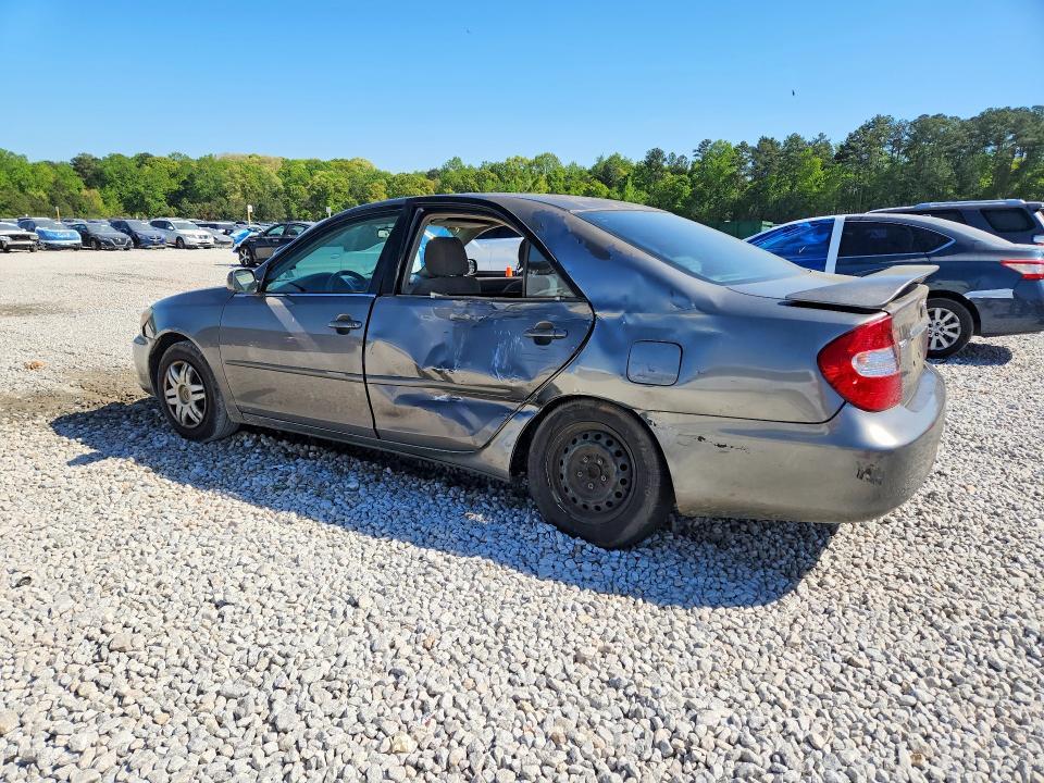 2003 Toyota Camry le