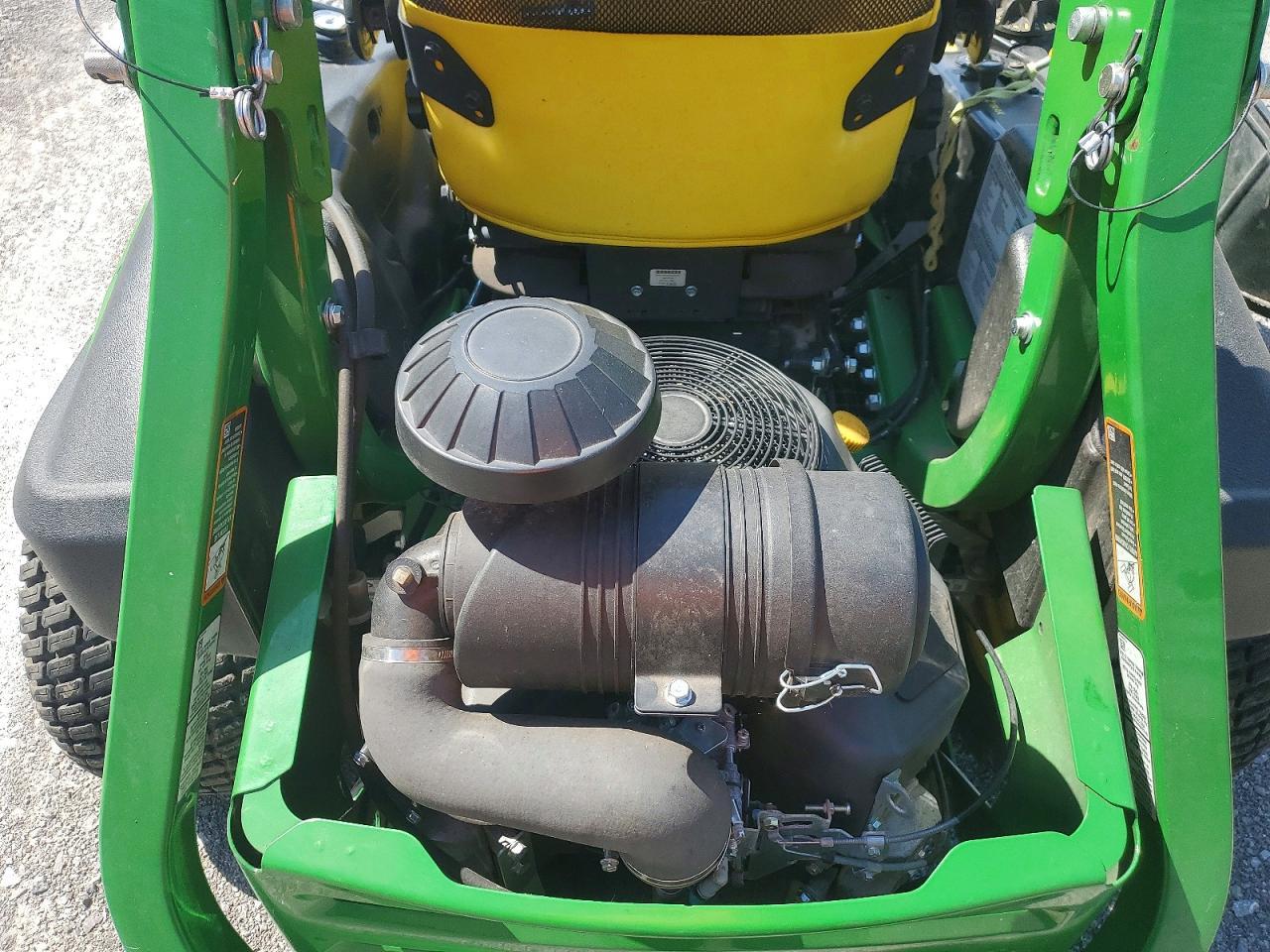 2017 John Deere Z950R Lawn Mover