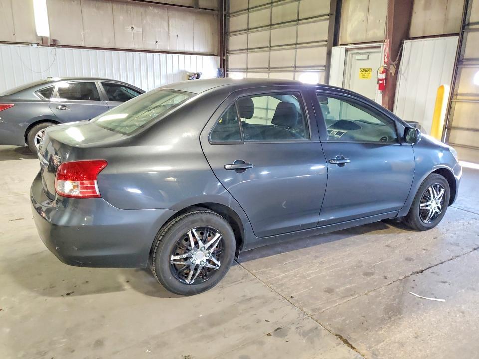 2010 Toyota Yaris Base