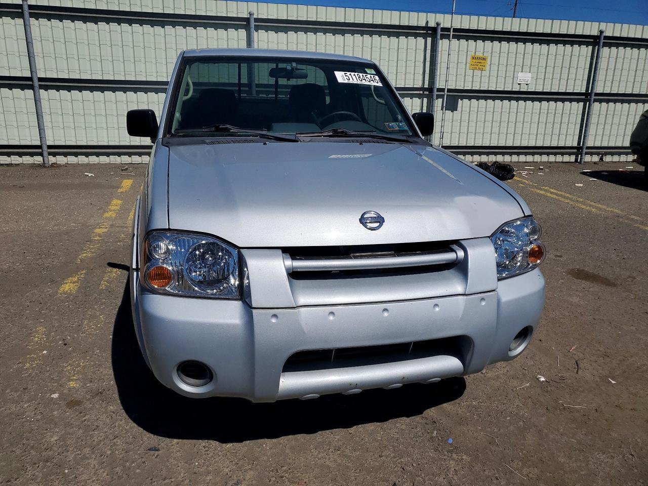 2002 Nissan Frontier Standard