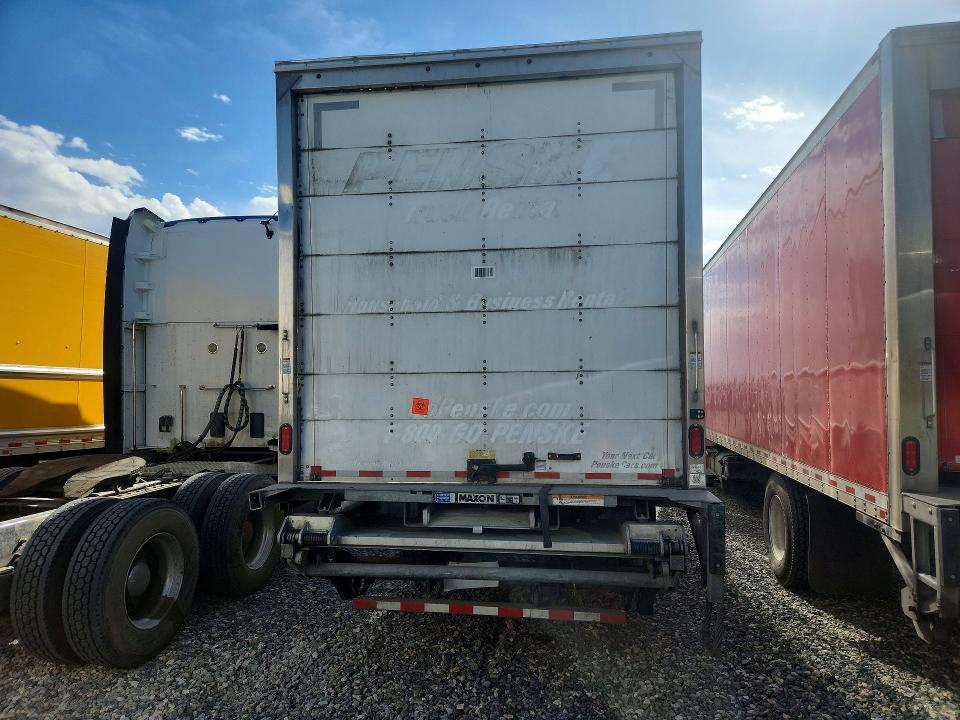 2023 Freigliner 2023 Freightliner Business Class M2 BOX Truck
