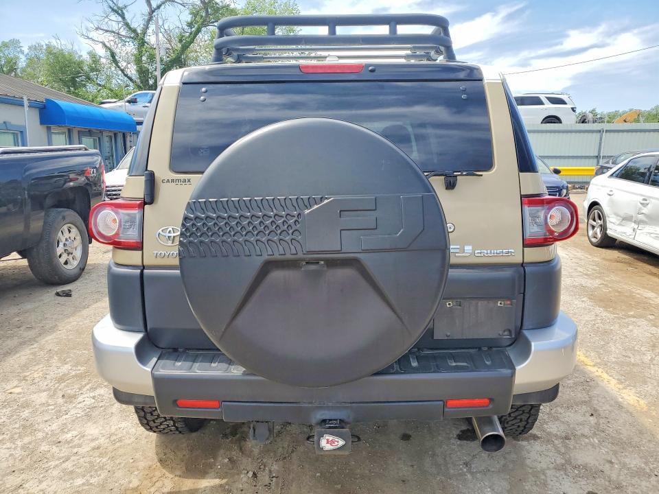 2014 Toyota Fj Cruiser Base
